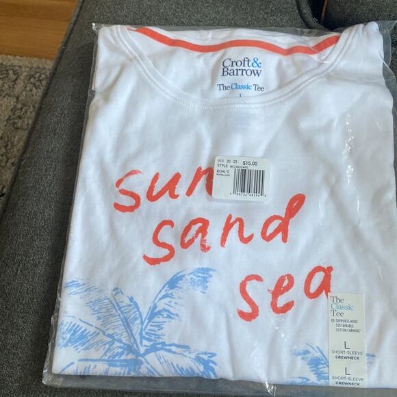 Croft & Barrow® sun sand sea Essential Crewneck Tee - Picture 4 of 6